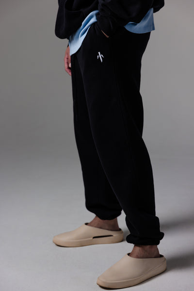 TOUR Fleece Cuffed Sweatpants [BLACKTOP]