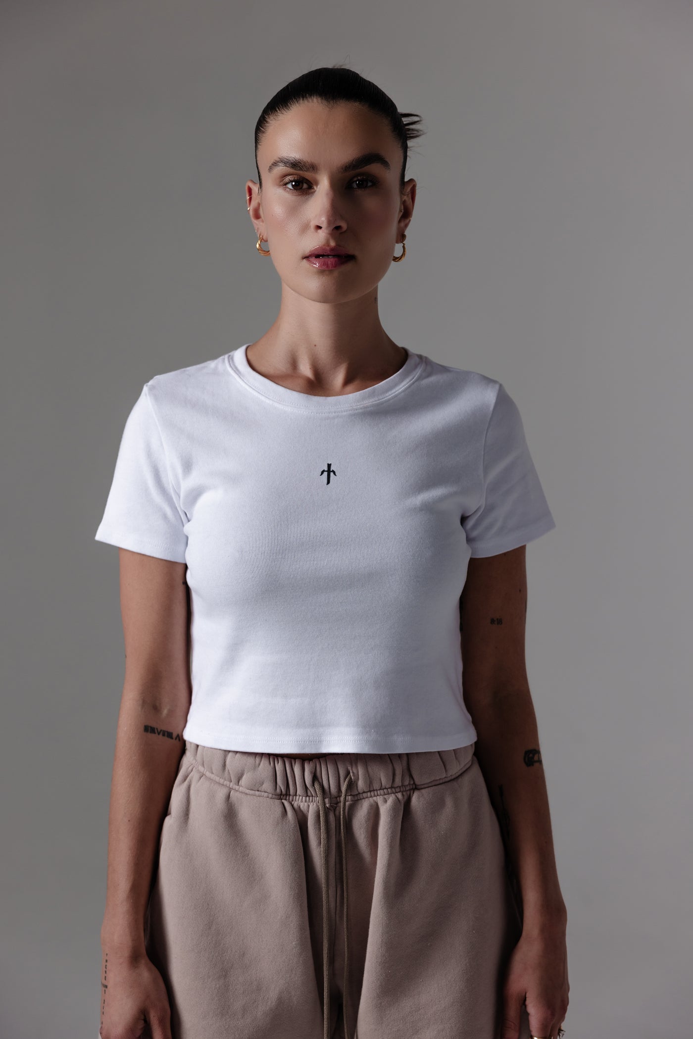 TOUR Women’s Cropped T-Shirt [WHITE]